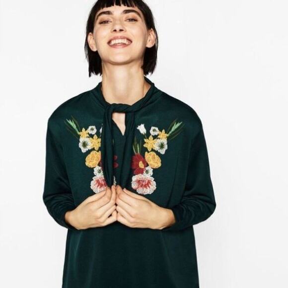 Zara Tunic Long Sleeve Empire Waist Green Floral Embroidered Ribbon Collar Size - Picture 4 of 10